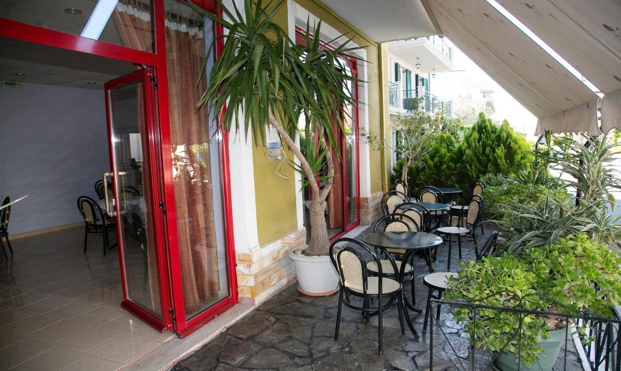 Petania Hotel & Apartments Lixouri Ngoại thất bức ảnh