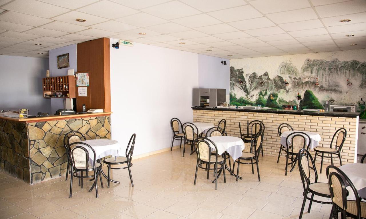 Petania Hotel & Apartments Lixouri Ngoại thất bức ảnh