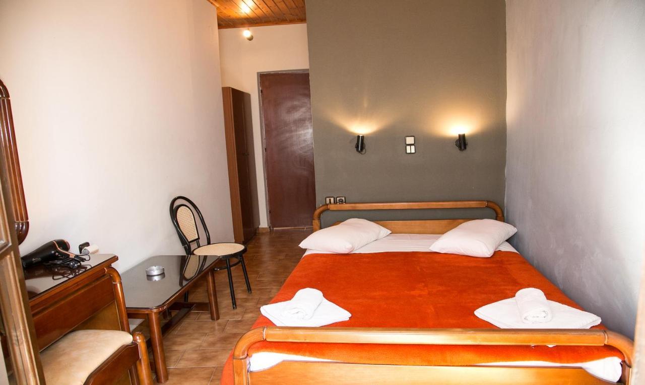 Petania Hotel & Apartments Lixouri Ngoại thất bức ảnh