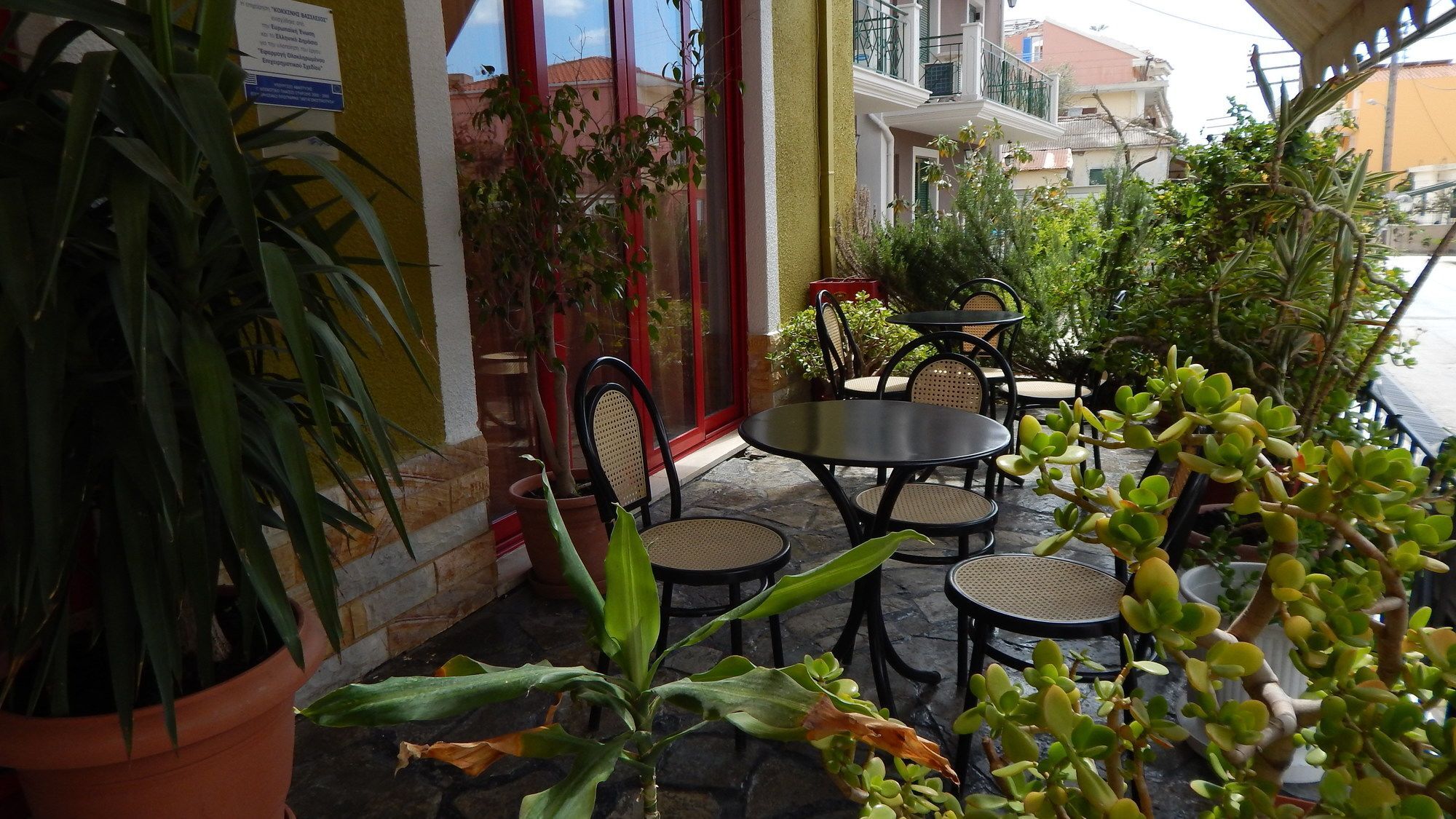 Petania Hotel & Apartments Lixouri Ngoại thất bức ảnh